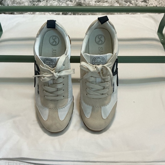 Sam & Libby Cream and White Sneakers - Picture 1 of 5